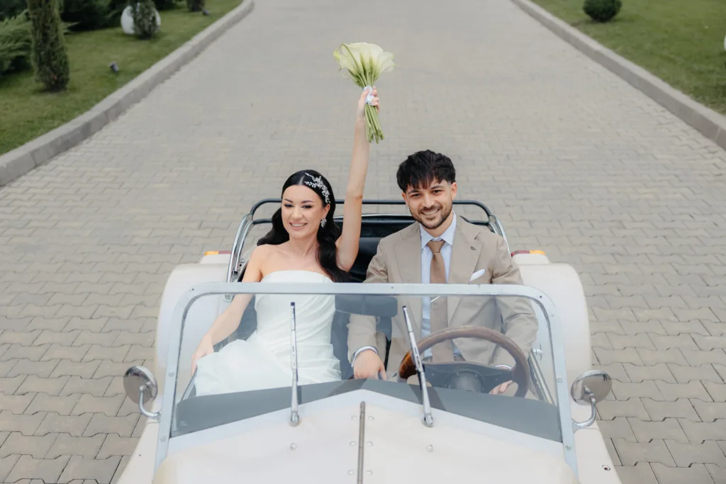 cate fotografii primesti la nunta